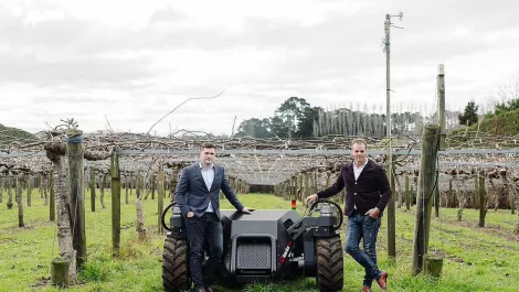 Dr alistair scarfe cto and co founder l and steve saunders chairman and co founder r with robotics plus ugv unmanned ground vehicle